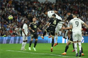 فيديو | ريال مدريد يعبر سيلتا فيجو بثنائية في الدوري الإسباني